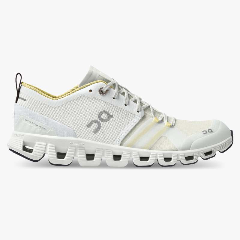 On Running Cloud Shoes Women's Cloud X Shift-Vapor | Acacia